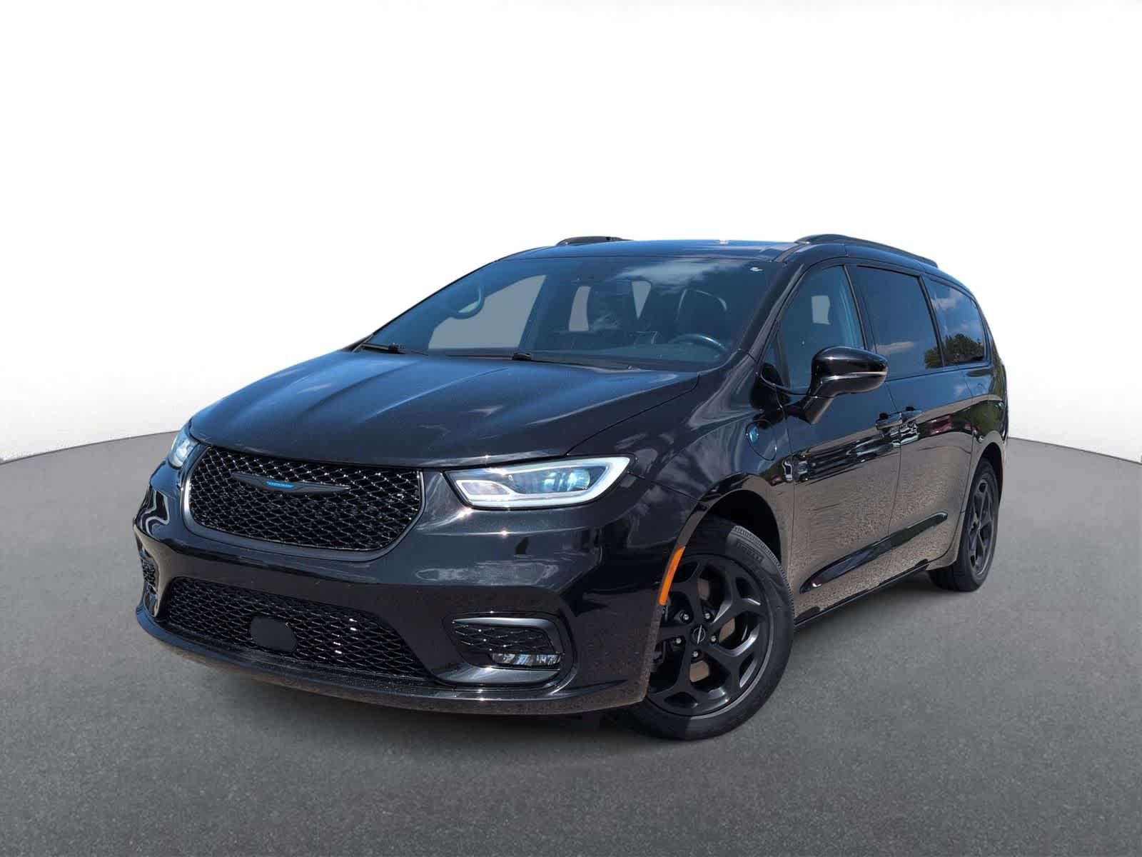 Thumbnail: 2021 Chrysler Pacifica - 1