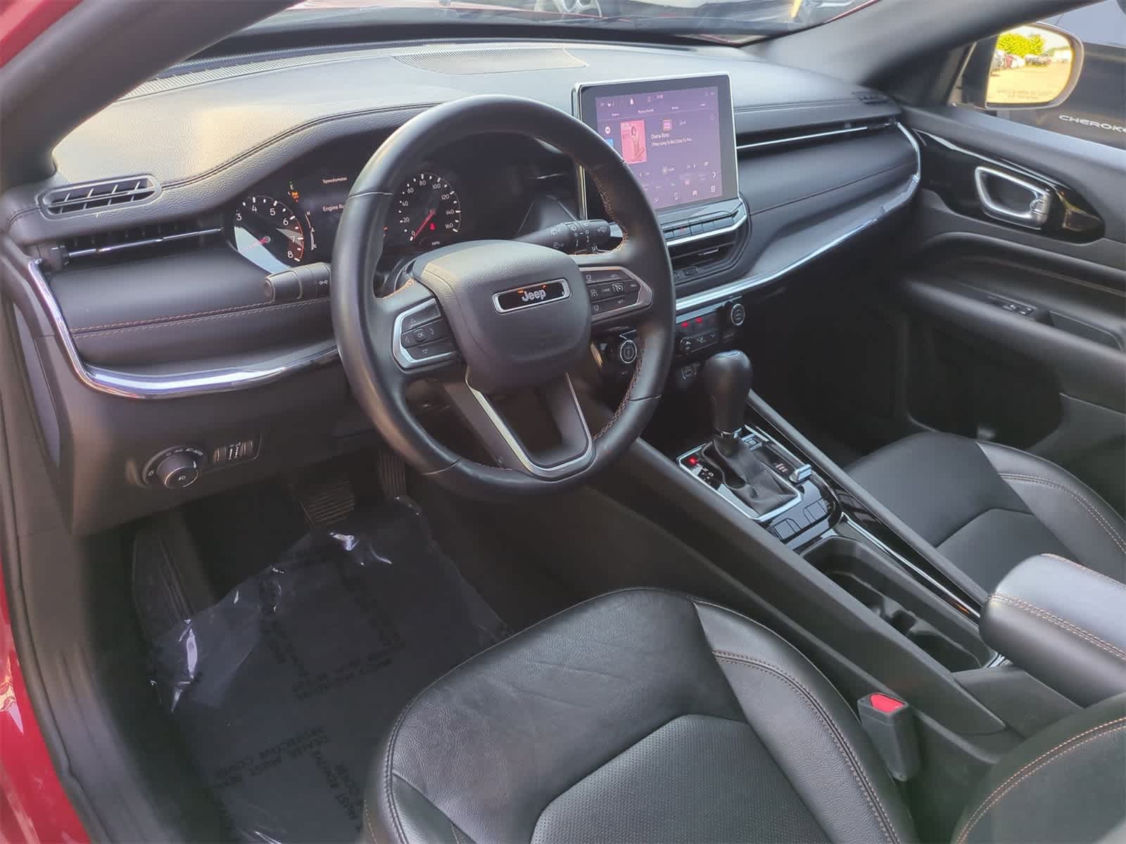 Thumbnail: 2022 Jeep Compass - 10