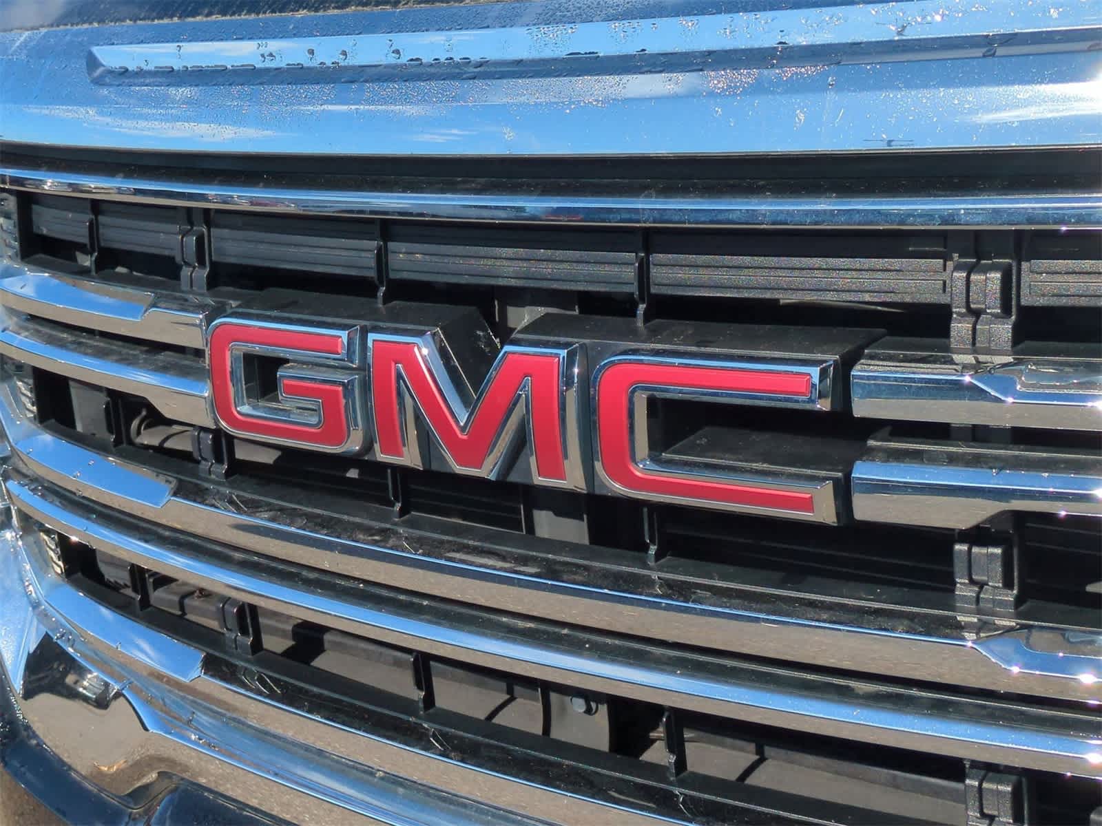 Thumbnail: 2023 GMC Acadia - 12