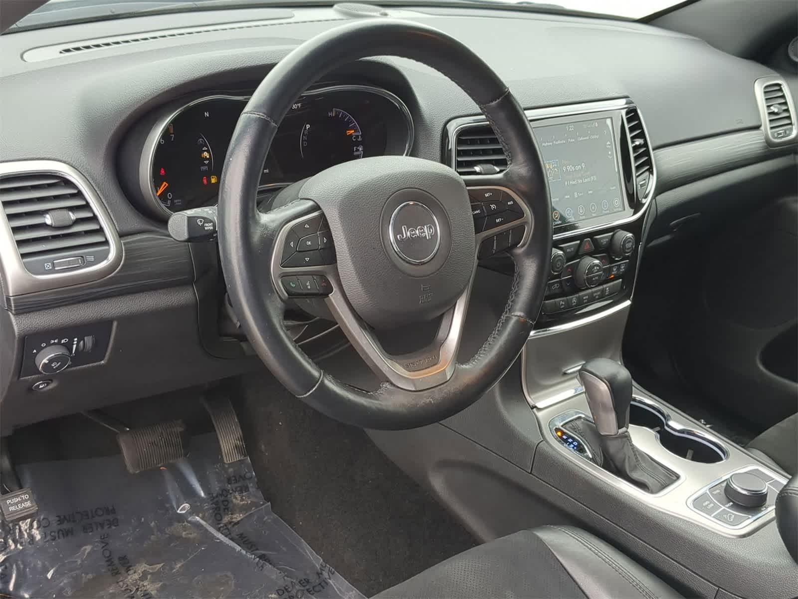 Thumbnail: 2022 Jeep Grand Cherokee - 10