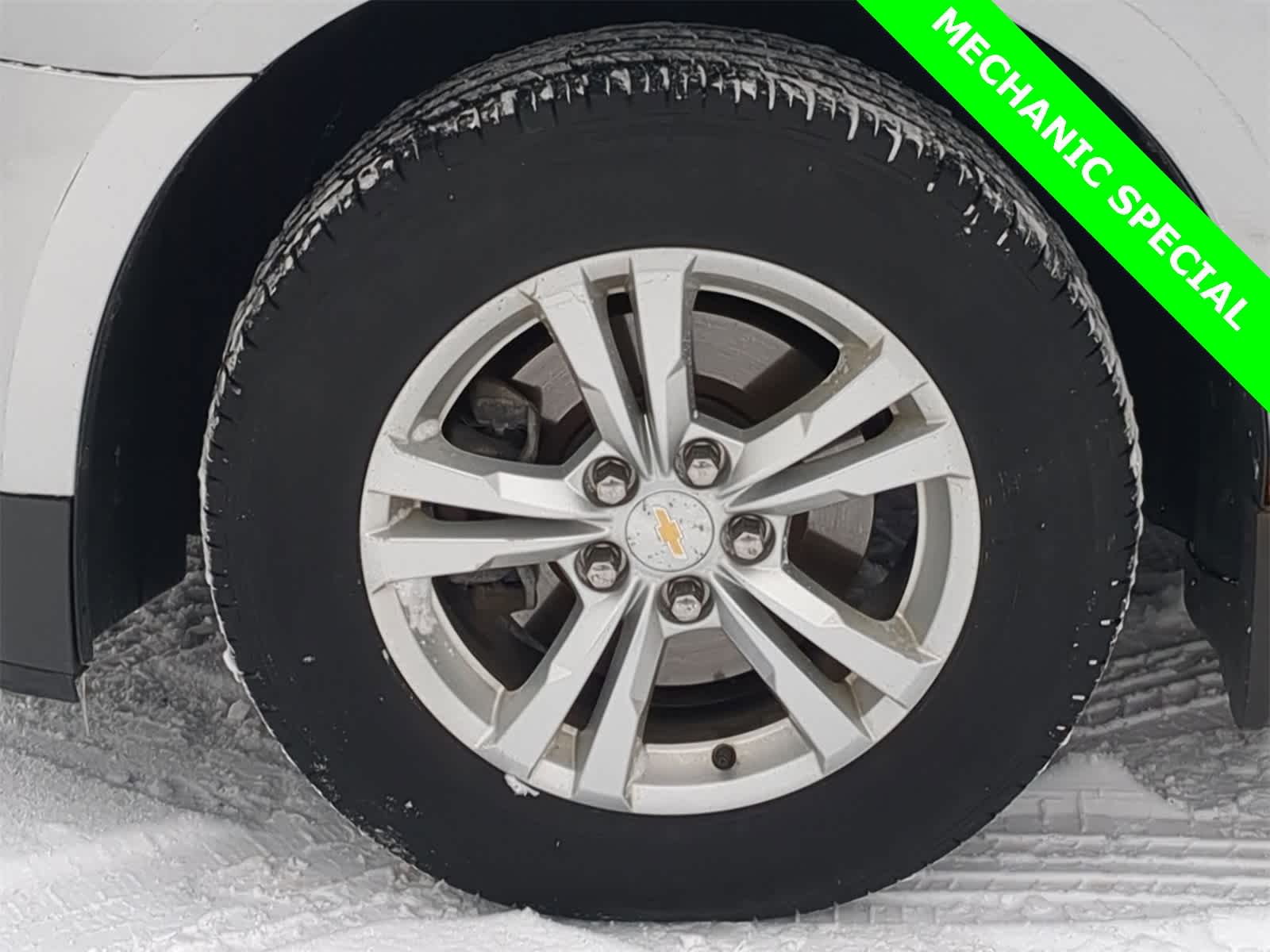 Thumbnail: 2013 Chevrolet Equinox - 21