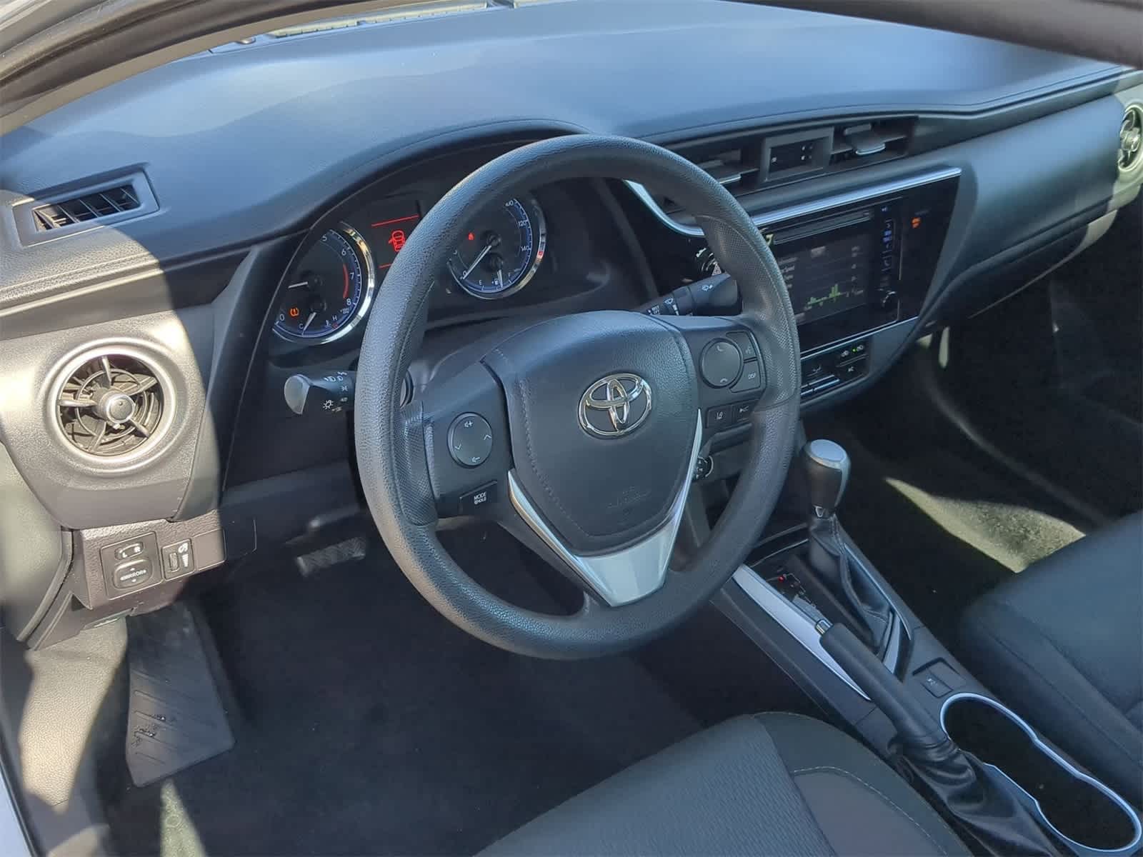 Thumbnail: 2019 Toyota Corolla - 10