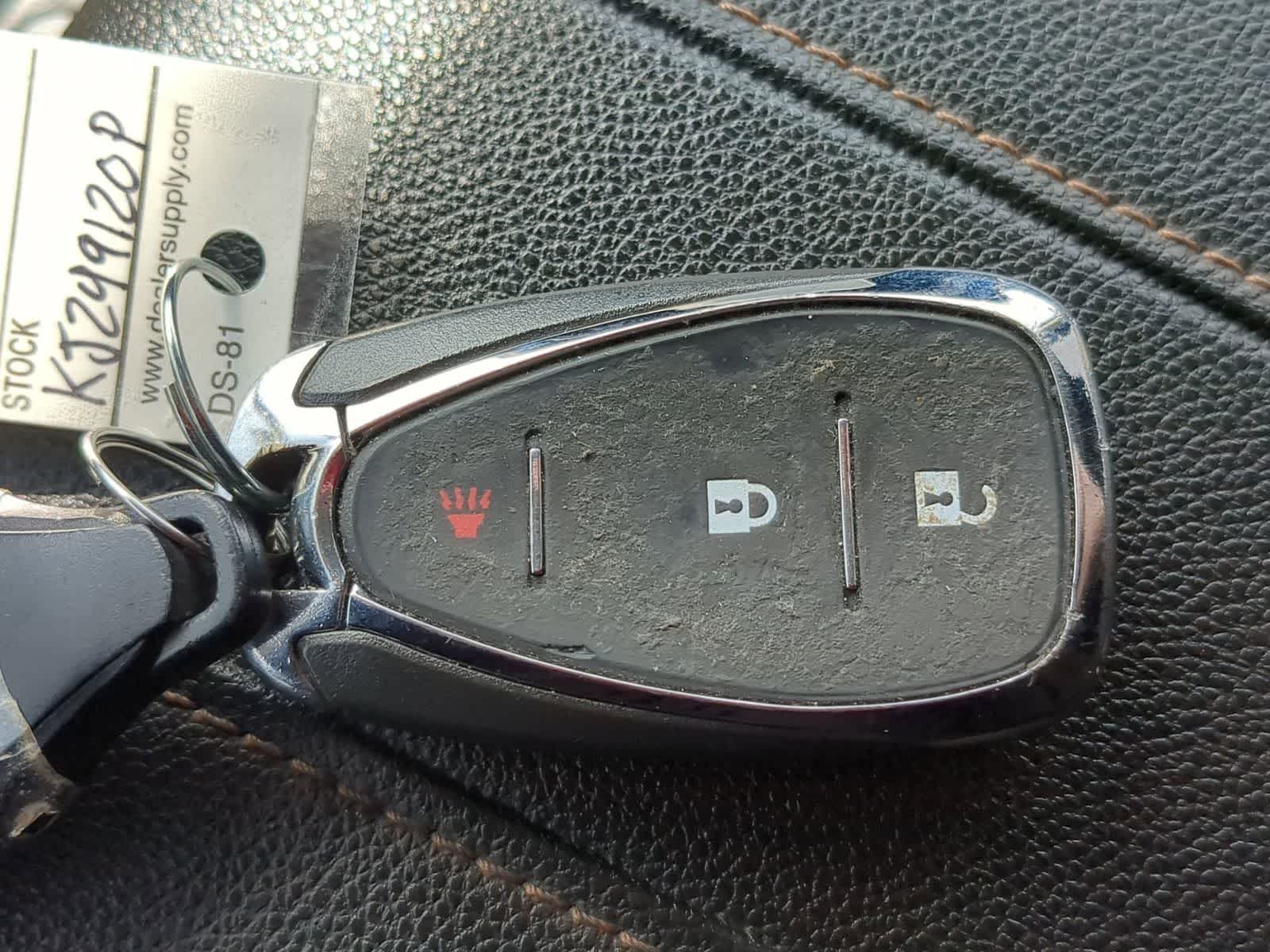 Thumbnail: 2019 Chevrolet Traverse - 32