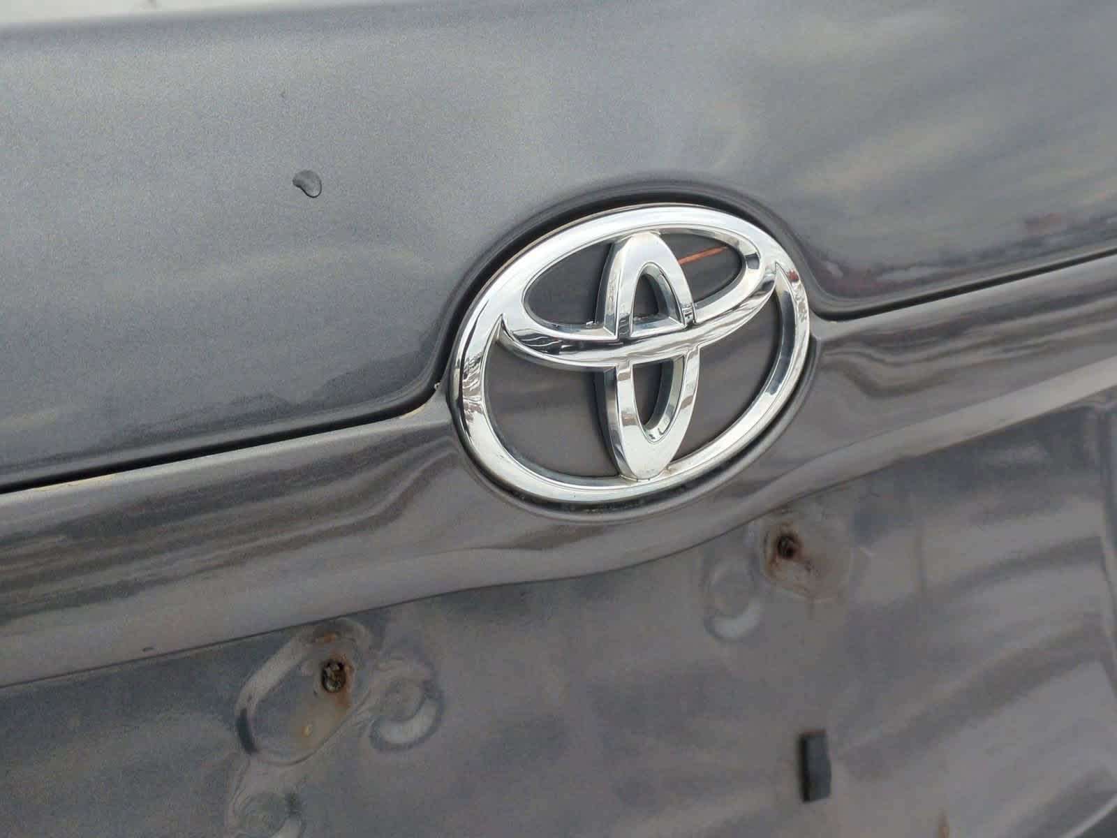 2007 Toyota Camry XLE 11