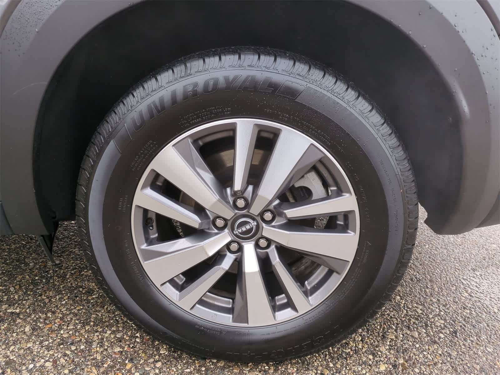 Thumbnail: 2023 Nissan Pathfinder - 13