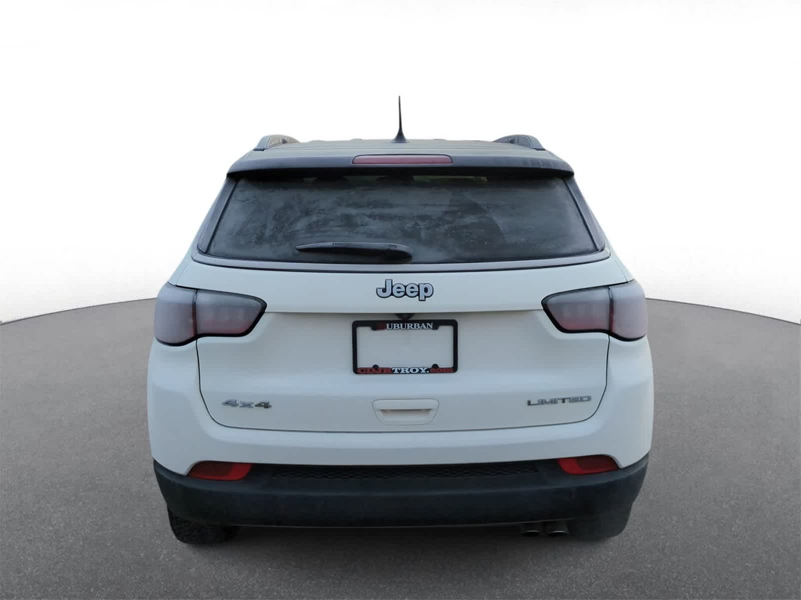 Thumbnail: 2018 Jeep Compass - 7