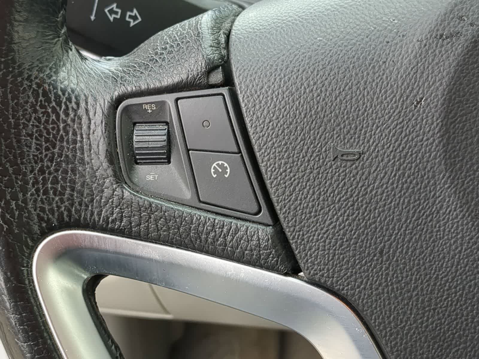 Thumbnail: 2008 Saturn VUE - 23