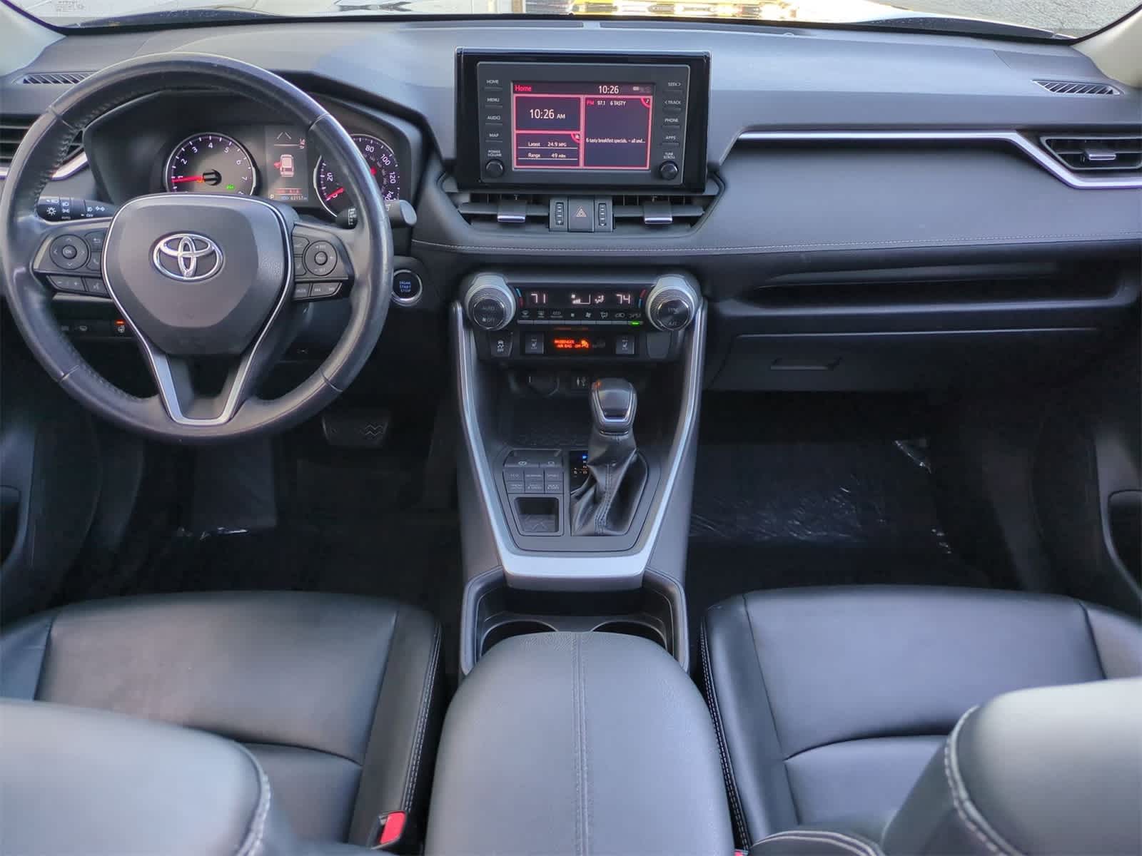 Thumbnail: 2019 Toyota RAV4 - 15