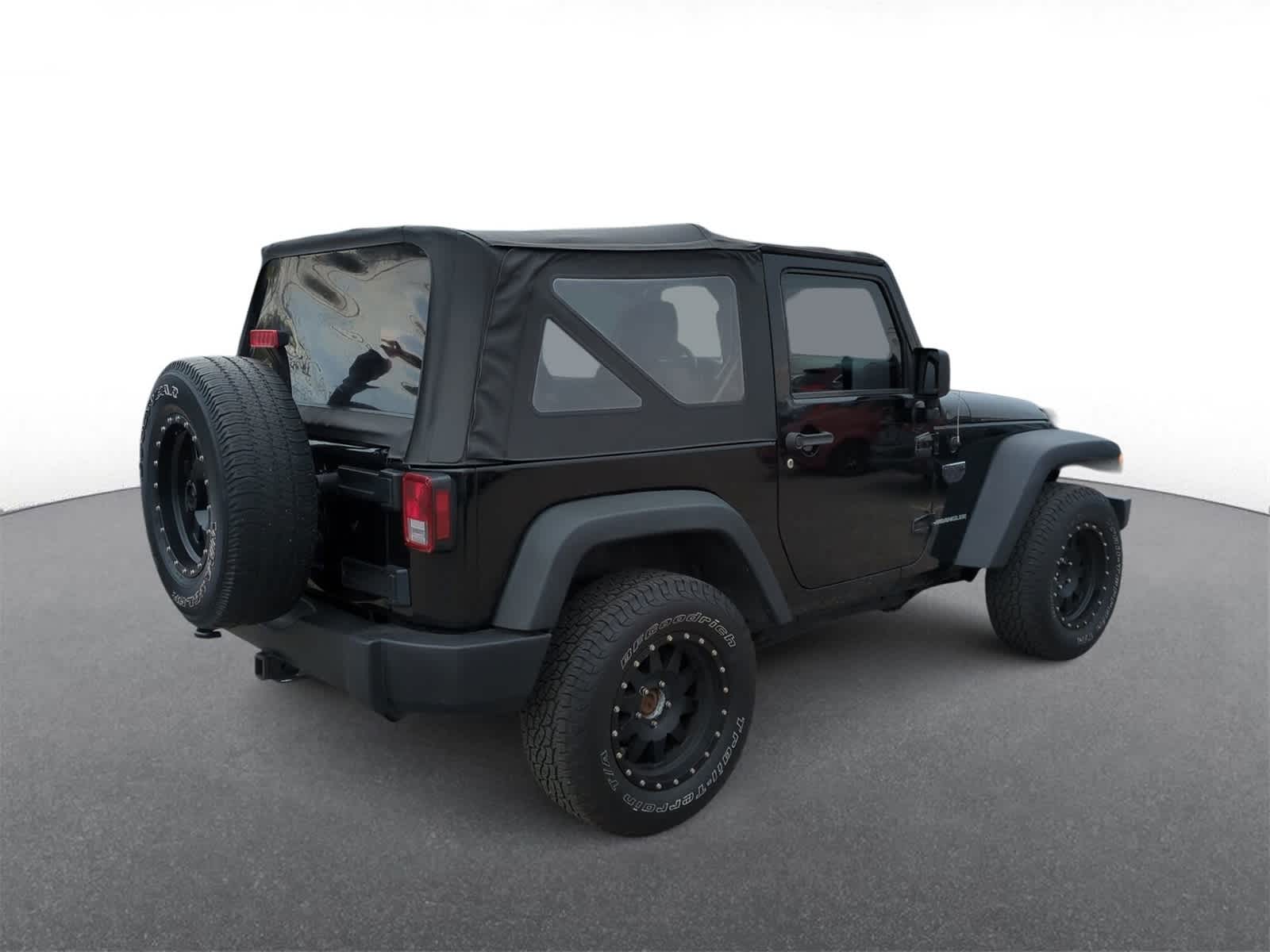 Thumbnail: 2013 Jeep Wrangler - 8
