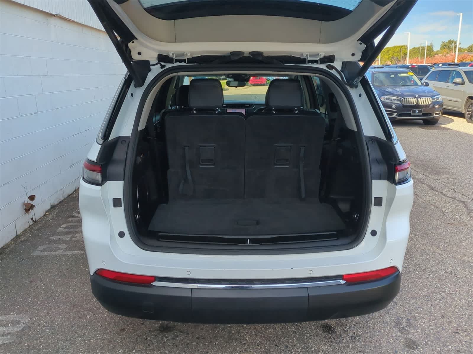 Thumbnail: 2022 Jeep Grand Cherokee L - 34