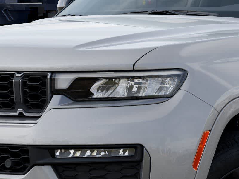 Thumbnail: 2026 Jeep Grand Cherokee - 10