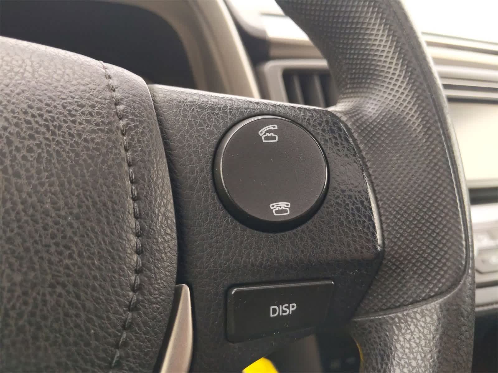 2013 Toyota RAV4 XLE 25