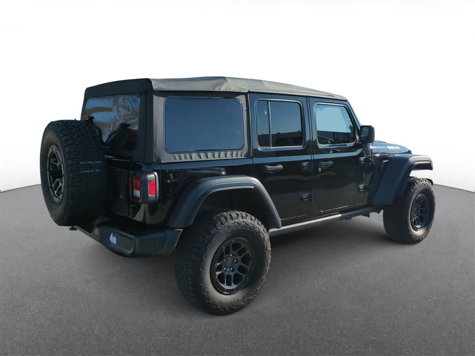 Thumbnail: 2023 Jeep Wrangler - 8