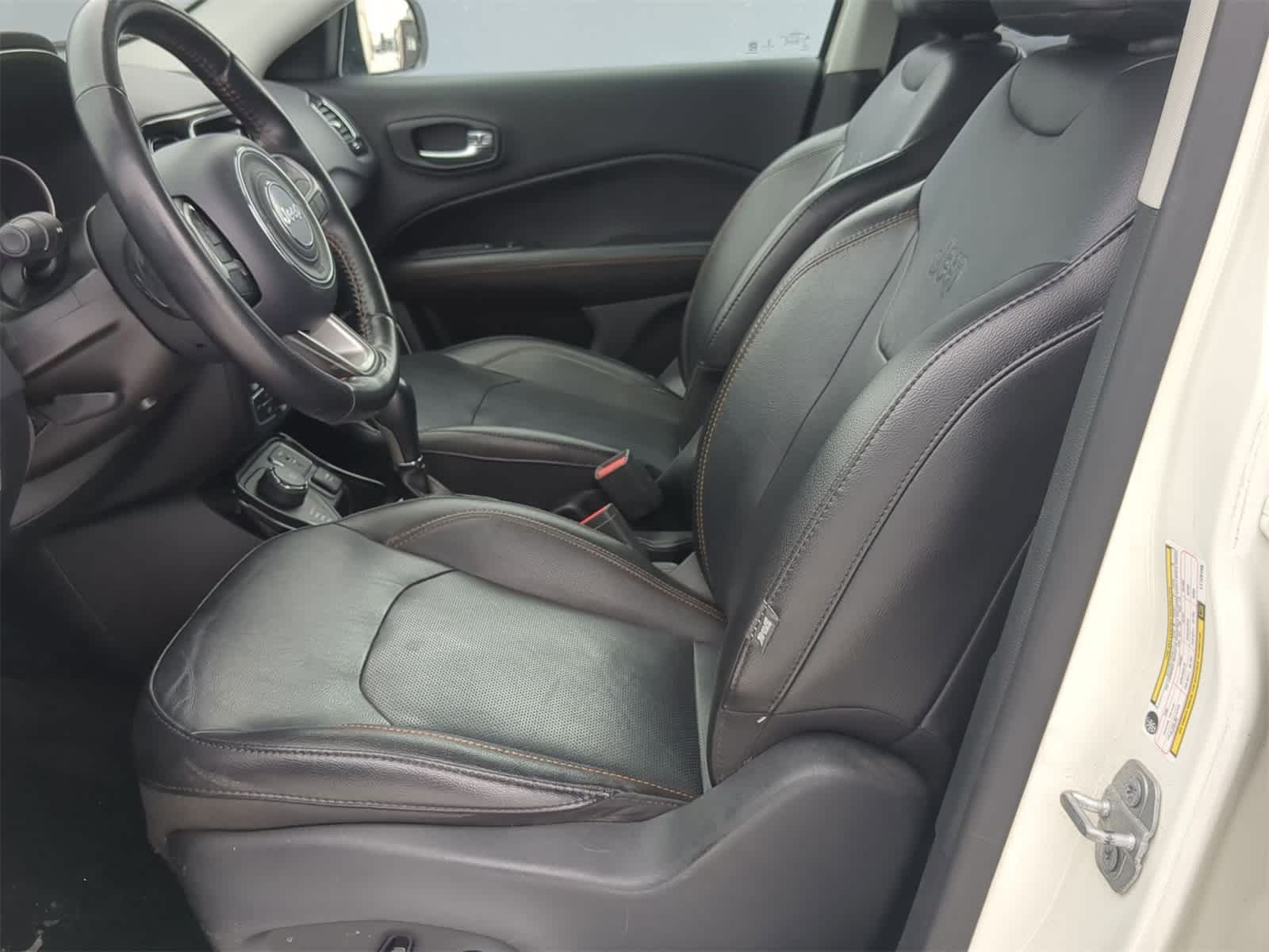 Thumbnail: 2020 Jeep Compass - 23