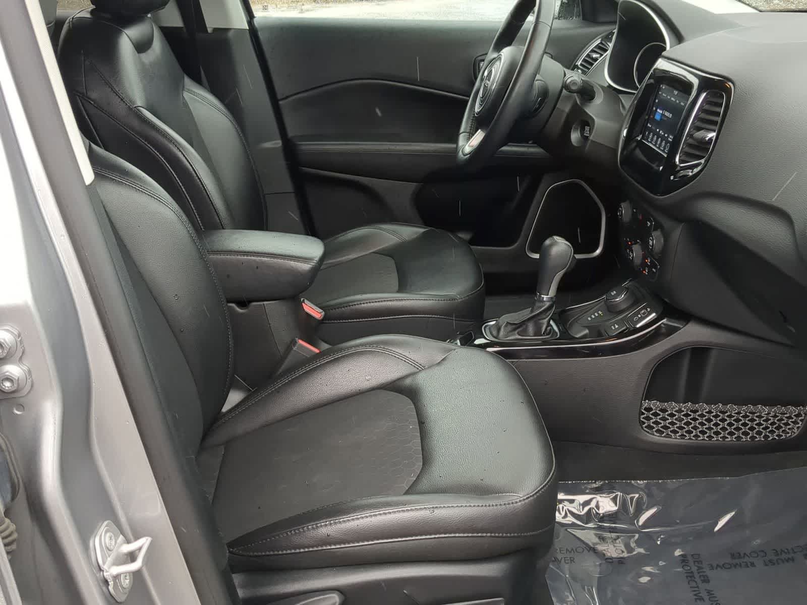 Thumbnail: 2018 Jeep Compass - 21