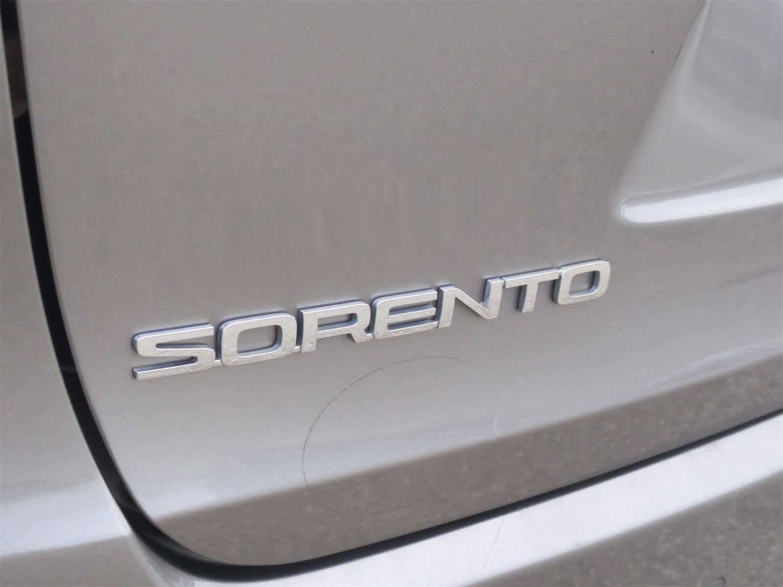 Thumbnail: 2016 Kia Sorento - 13