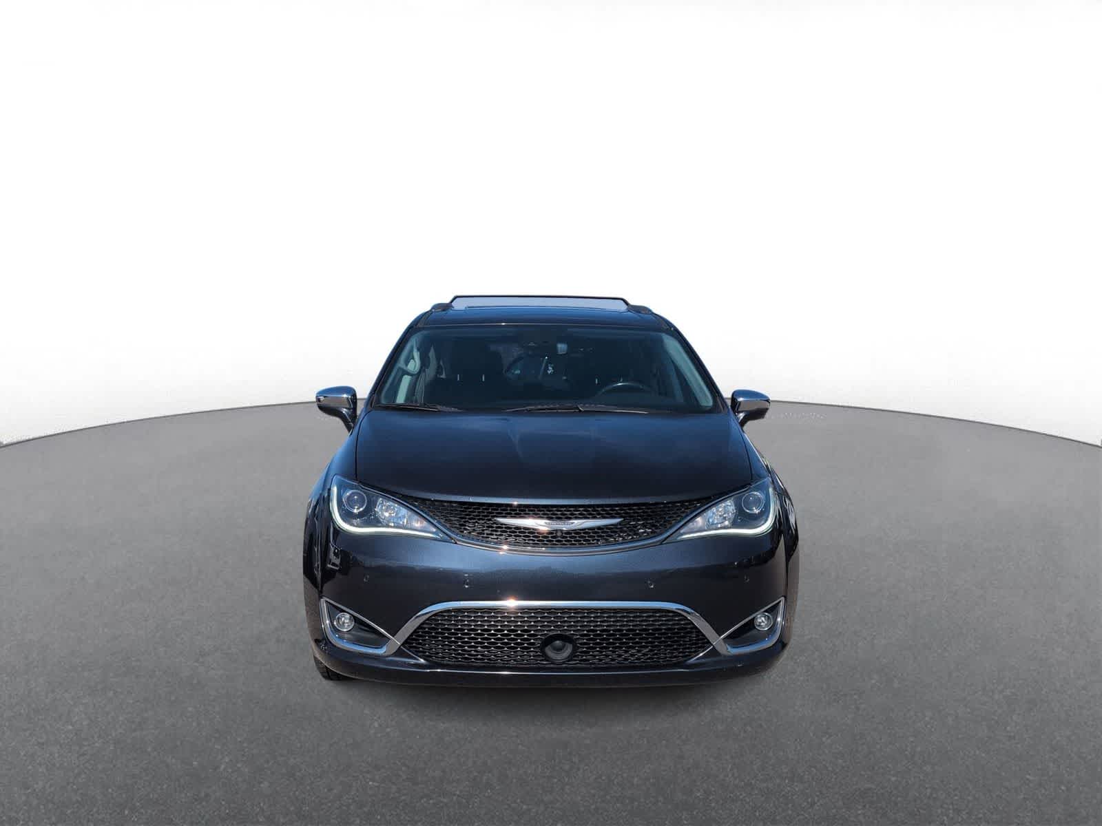 Thumbnail: 2020 Chrysler Pacifica - 3