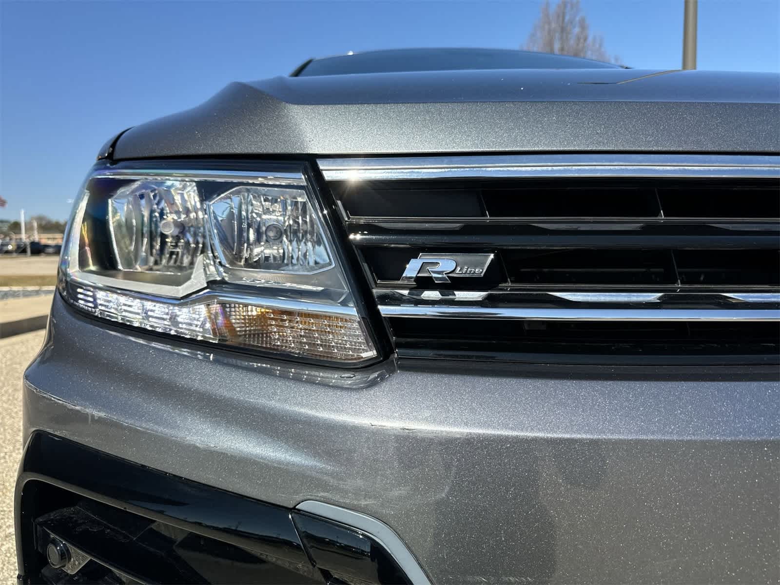 Thumbnail: 2021 Volkswagen Tiguan - 11