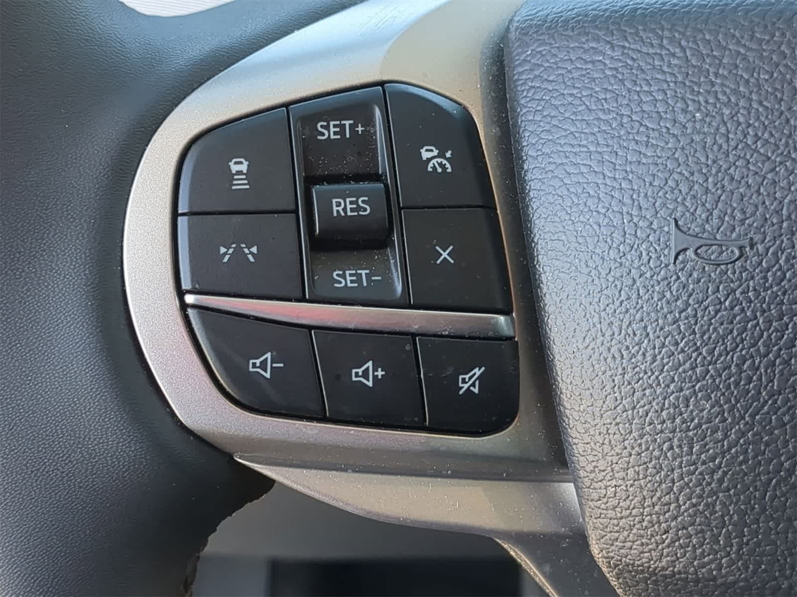 Thumbnail: 2025 Ford Explorer - 30