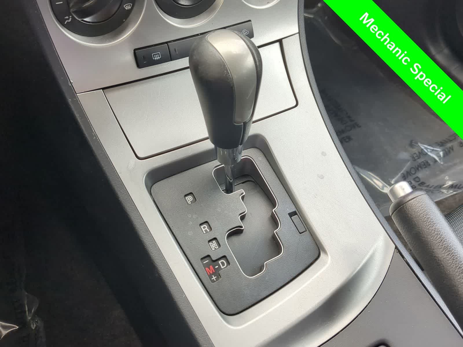 Thumbnail: 2011 Mazda Mazda3 - 28