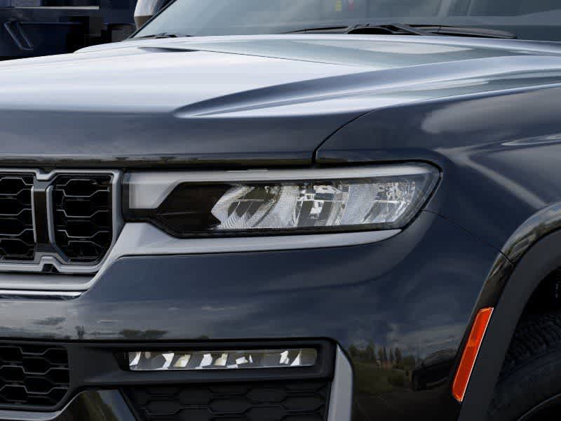 Thumbnail: 2026 Jeep Grand Cherokee - 10