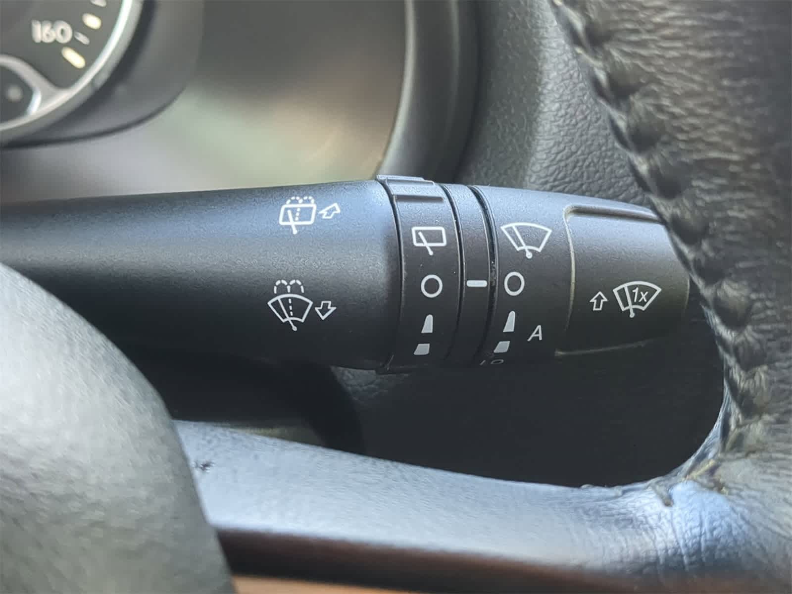 Thumbnail: 2021 Jeep Renegade - 32