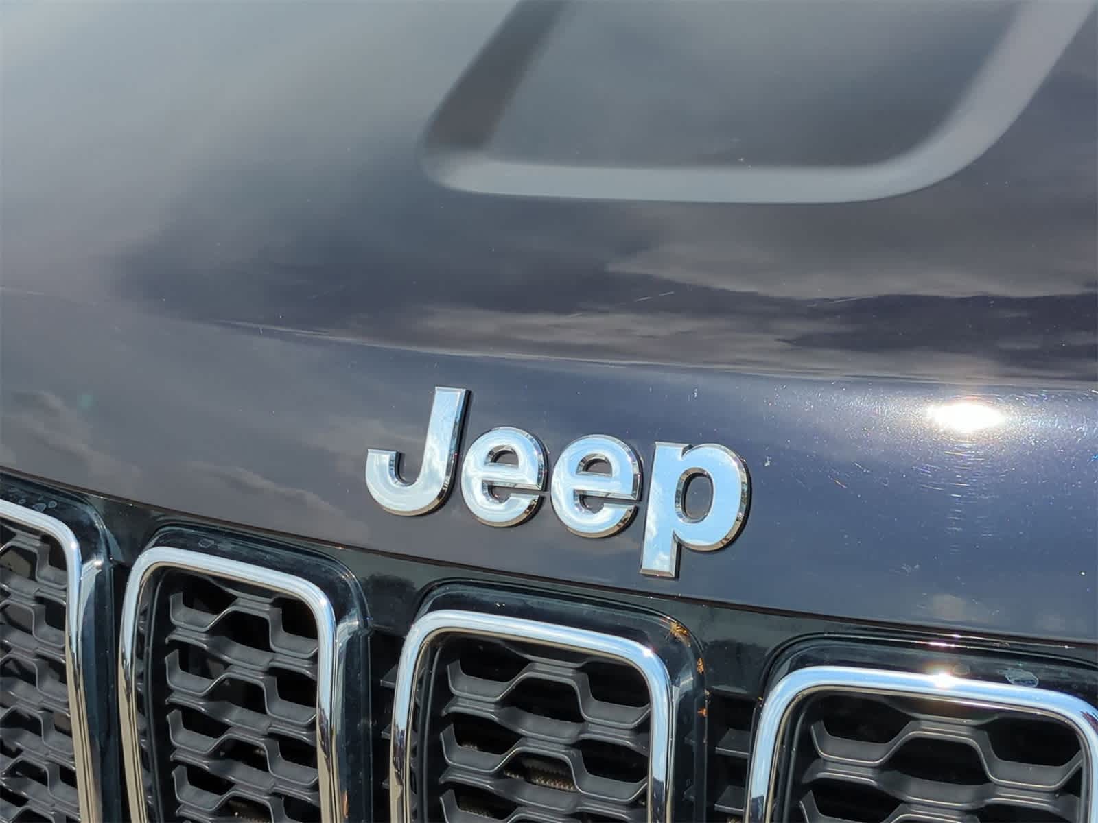Thumbnail: 2021 Jeep Grand Cherokee - 11