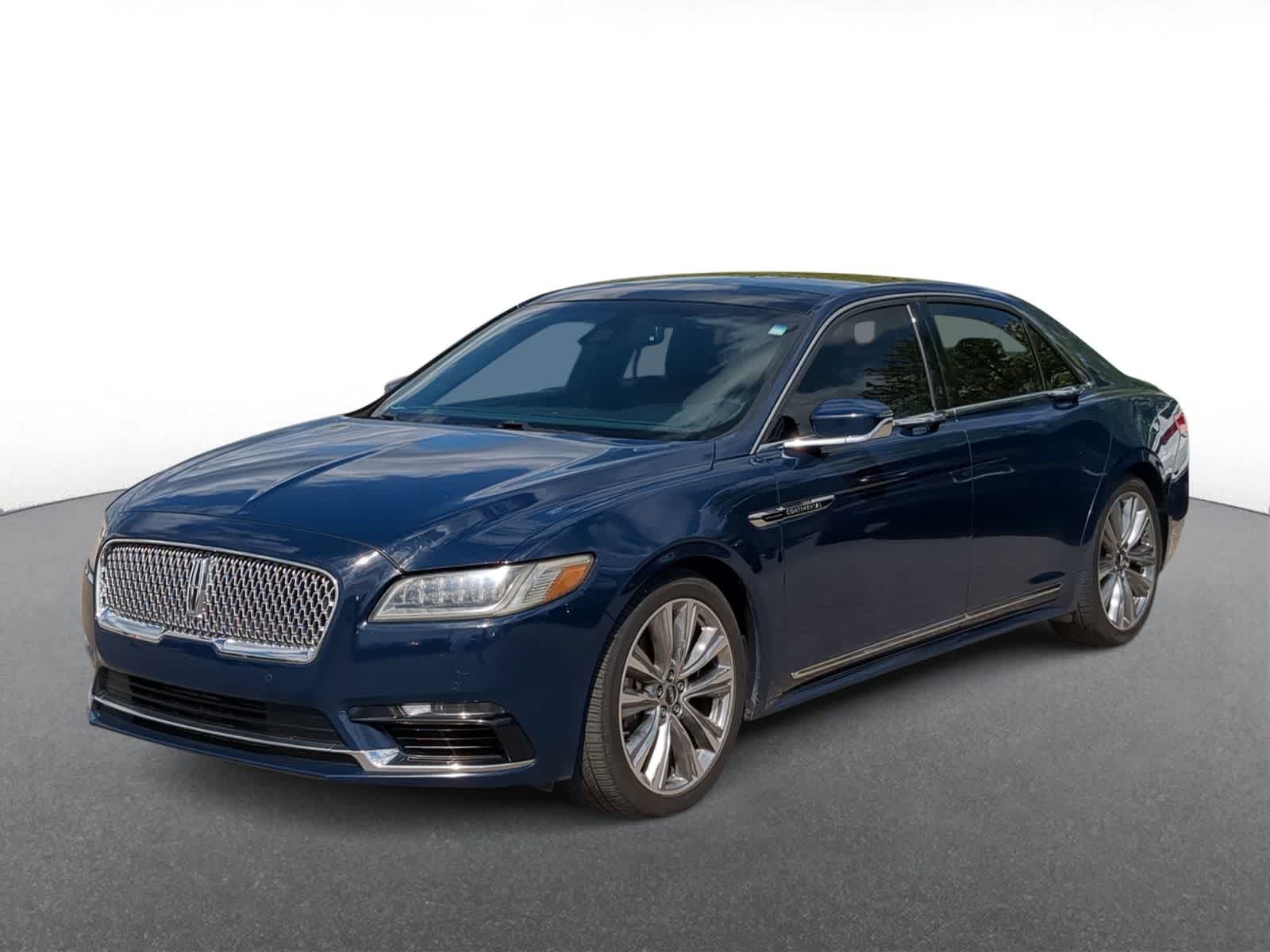 Thumbnail: 2017 Lincoln Continental - 4