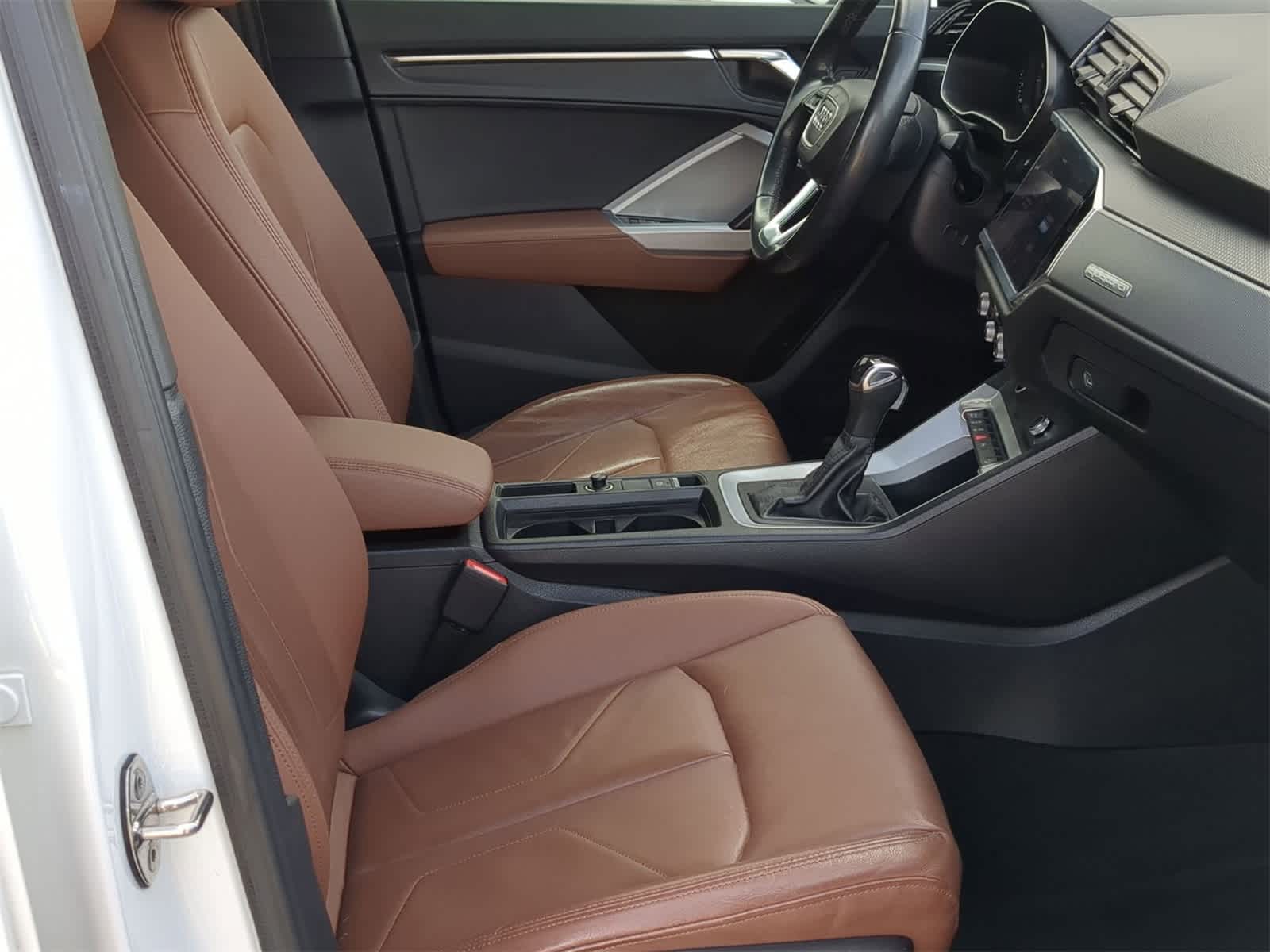 Thumbnail: 2022 Audi Q3 - 28