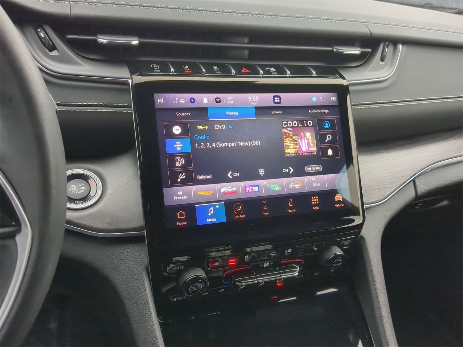 Thumbnail: 2023 Jeep Grand Cherokee - 34