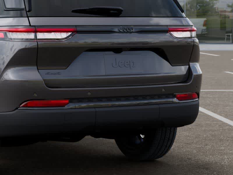 Thumbnail: 2025 Jeep Grand Cherokee - 13