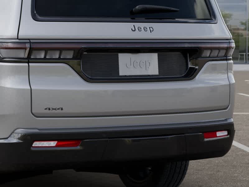 Thumbnail: 2026 Jeep Grand Wagoneer - 13