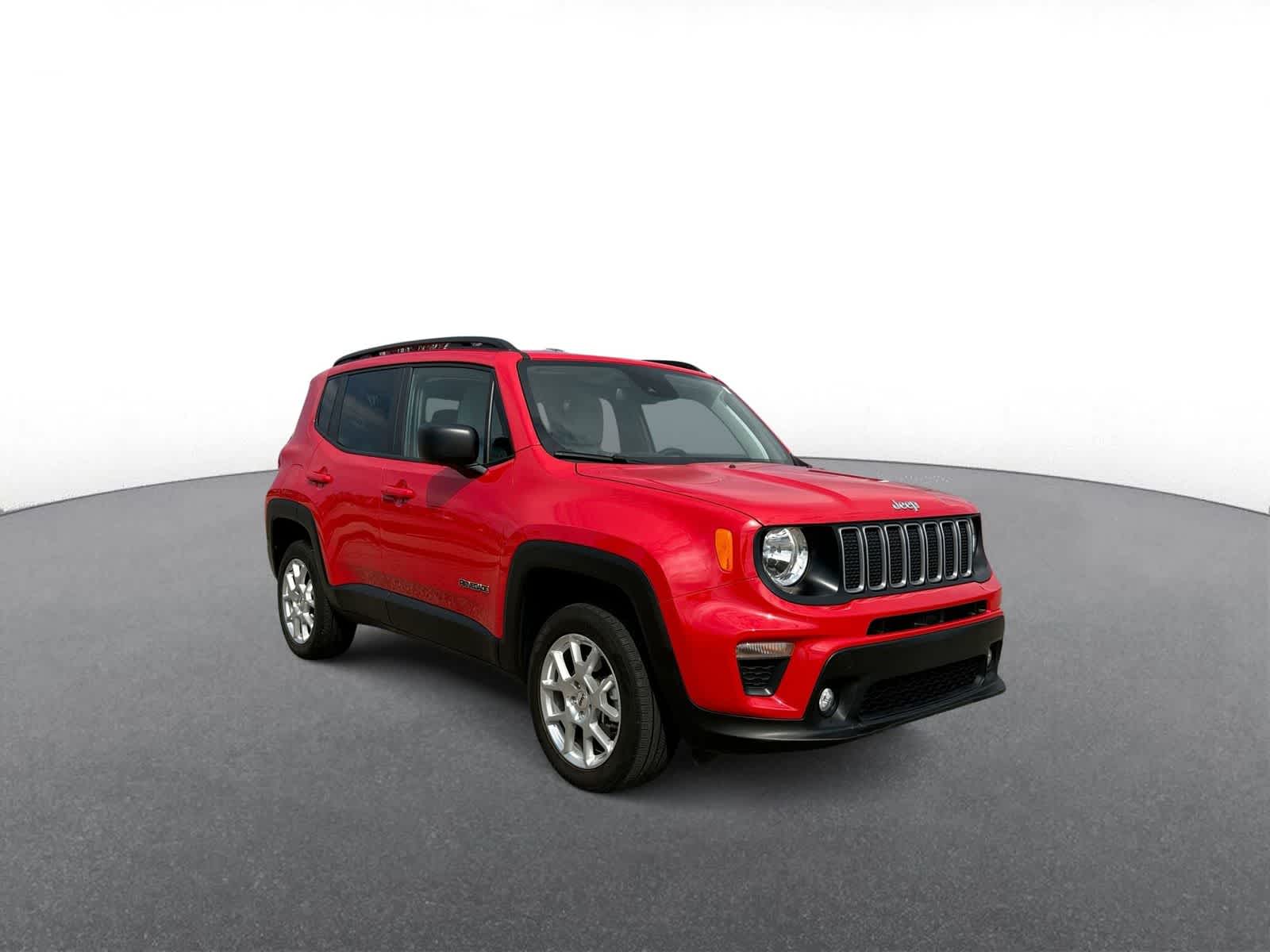 Thumbnail: 2022 Jeep Renegade - 2