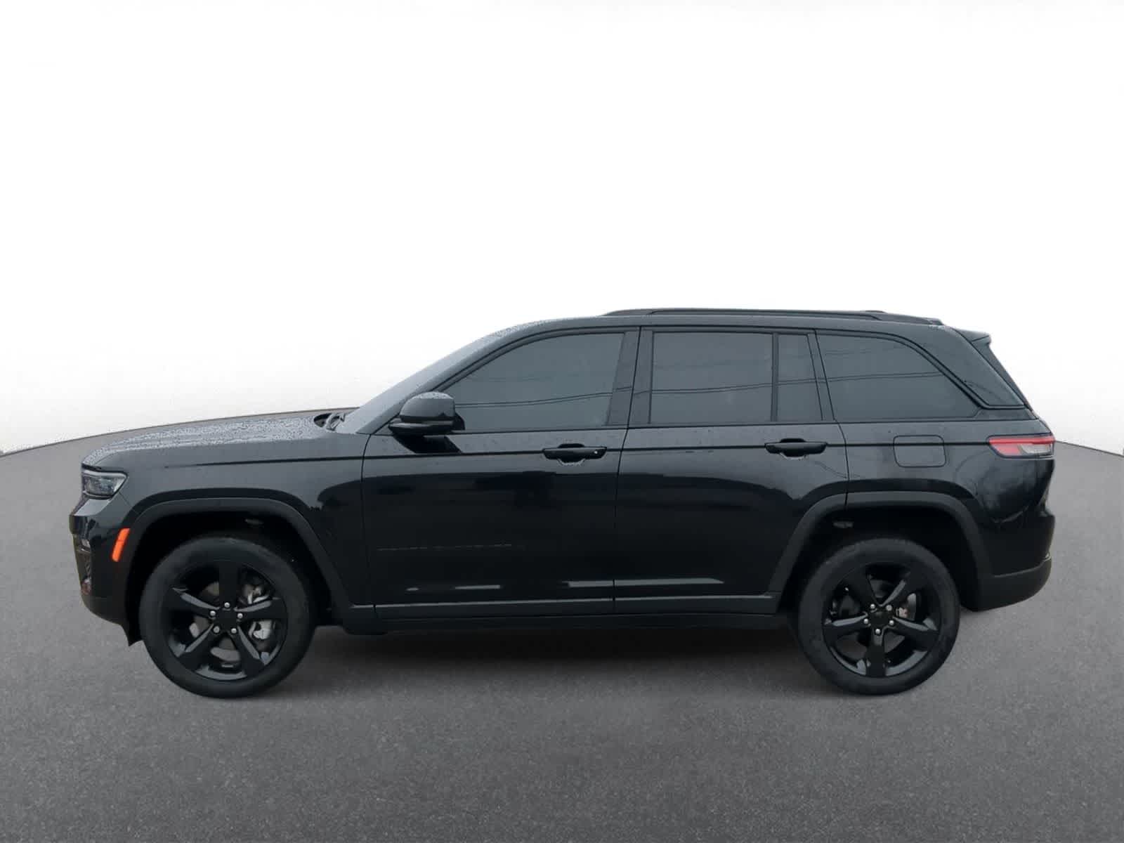 Thumbnail: 2024 Jeep Grand Cherokee - 5