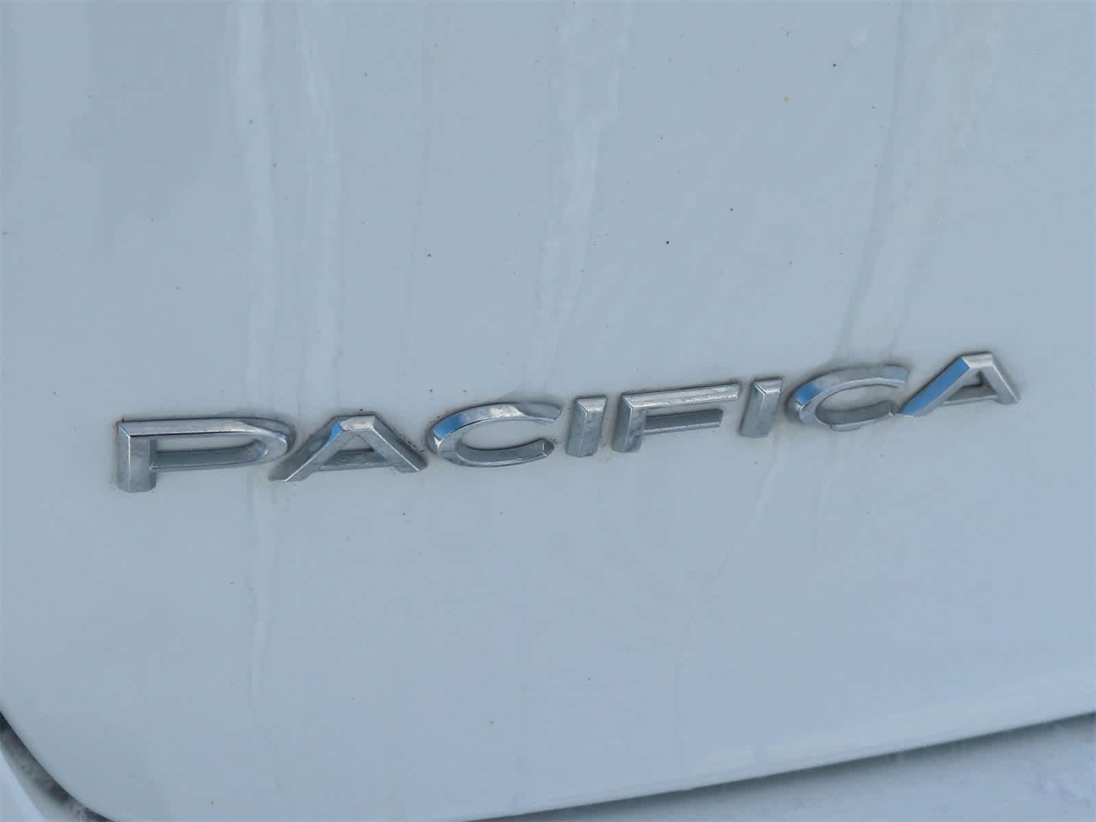 Thumbnail: 2023 Chrysler Pacifica - 13