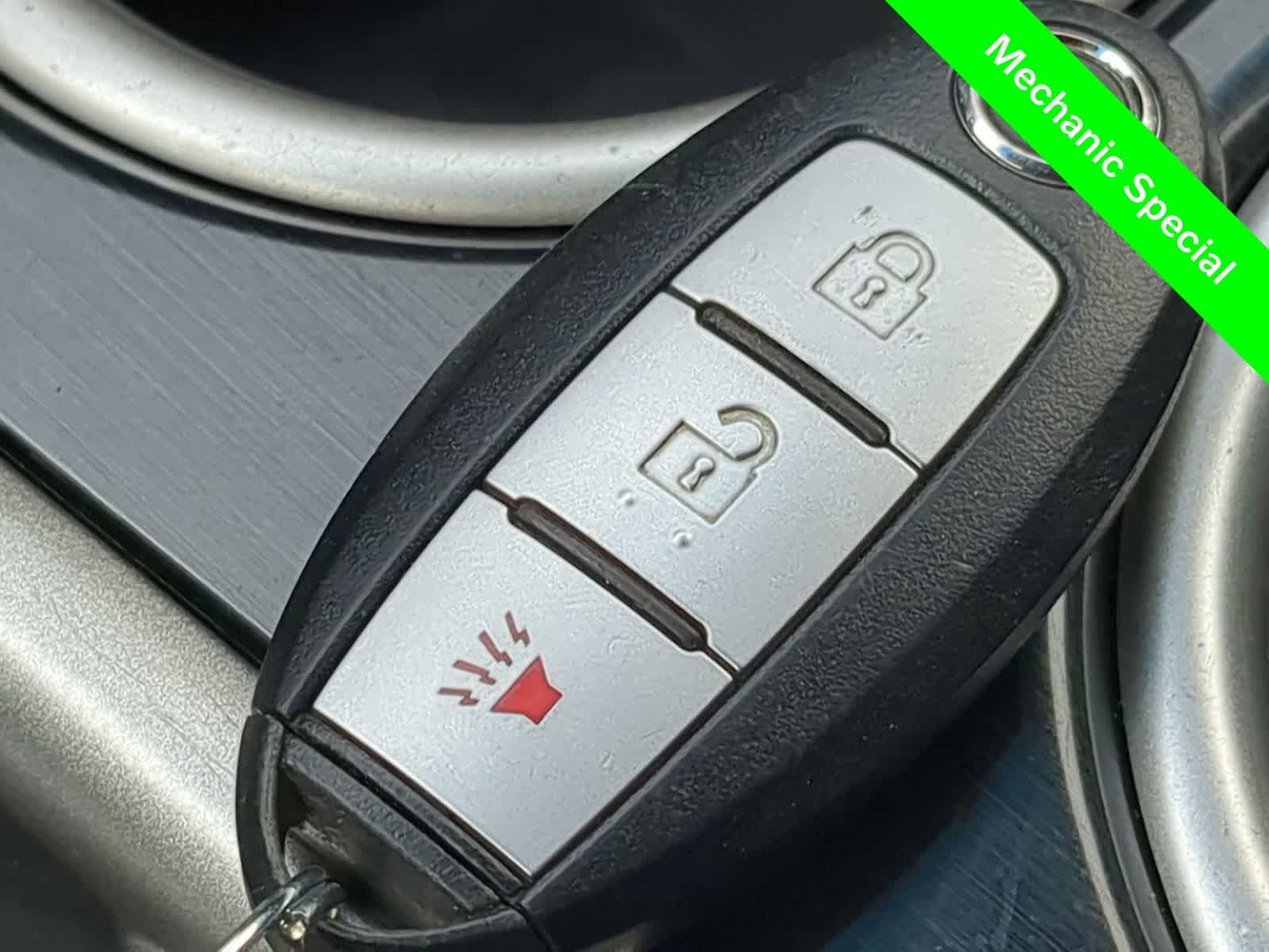 Thumbnail: 2013 Nissan Pathfinder - 31