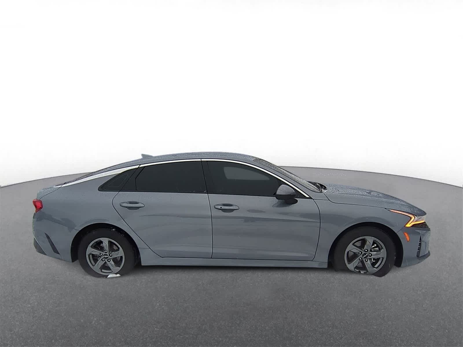 Thumbnail: 2022 Kia K5 - 9