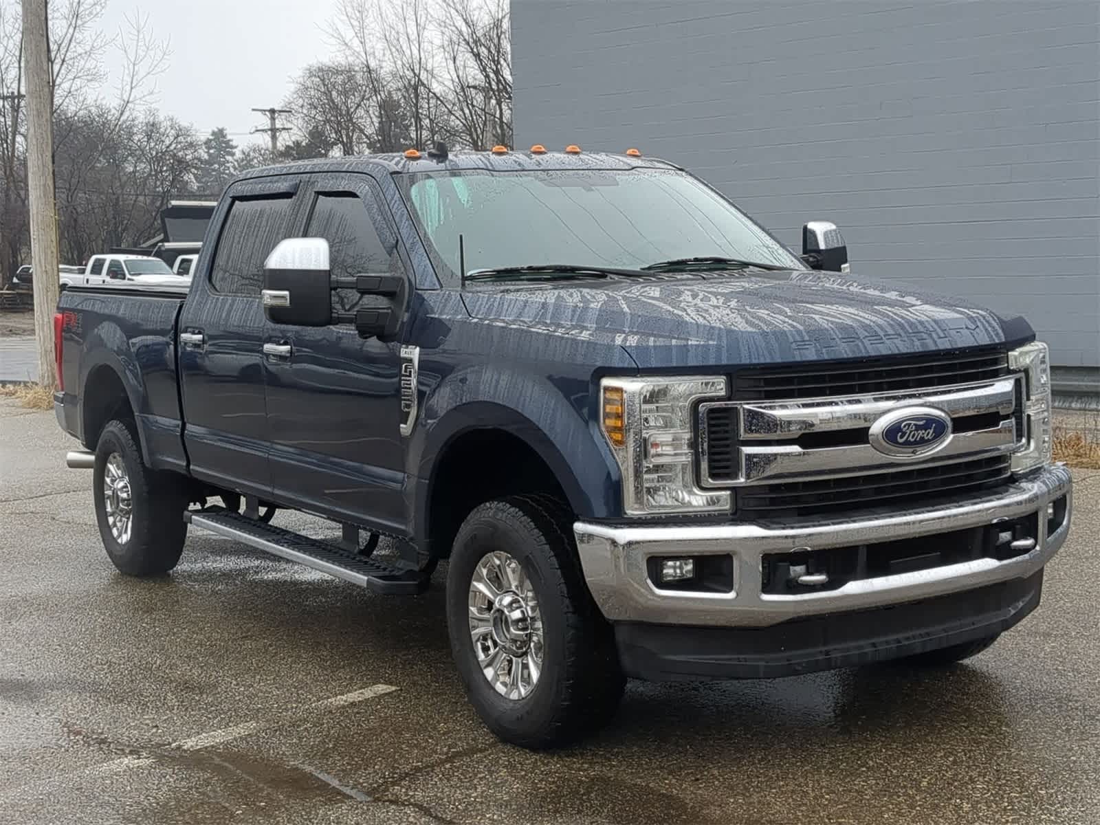 Thumbnail: 2019 Ford Econoline - 16