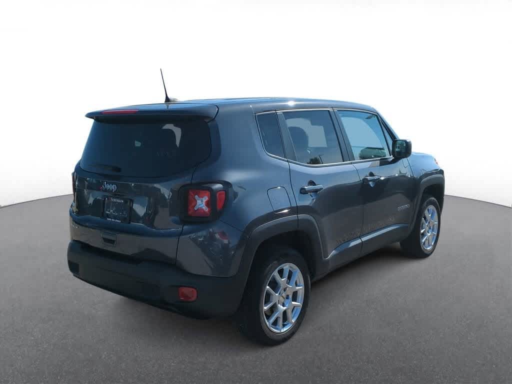 2023 Jeep Renegade Latitude 8