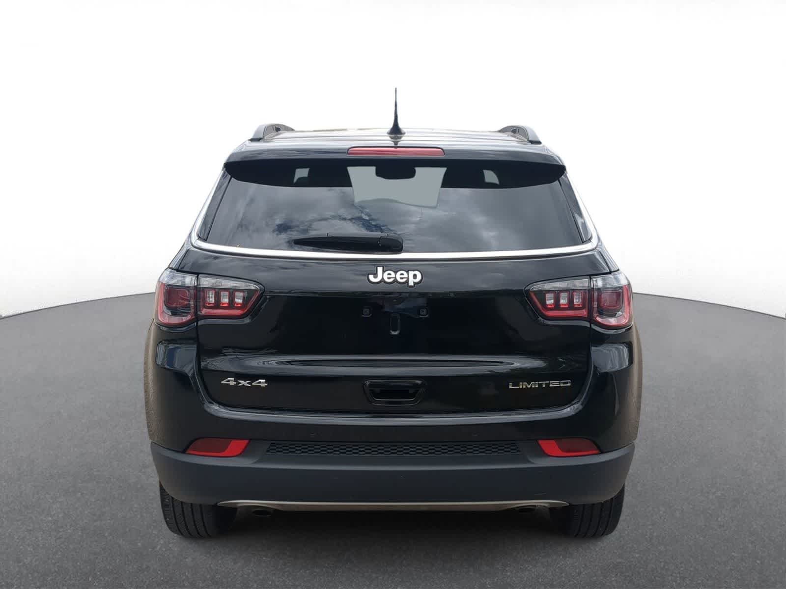 Thumbnail: 2023 Jeep Compass - 7