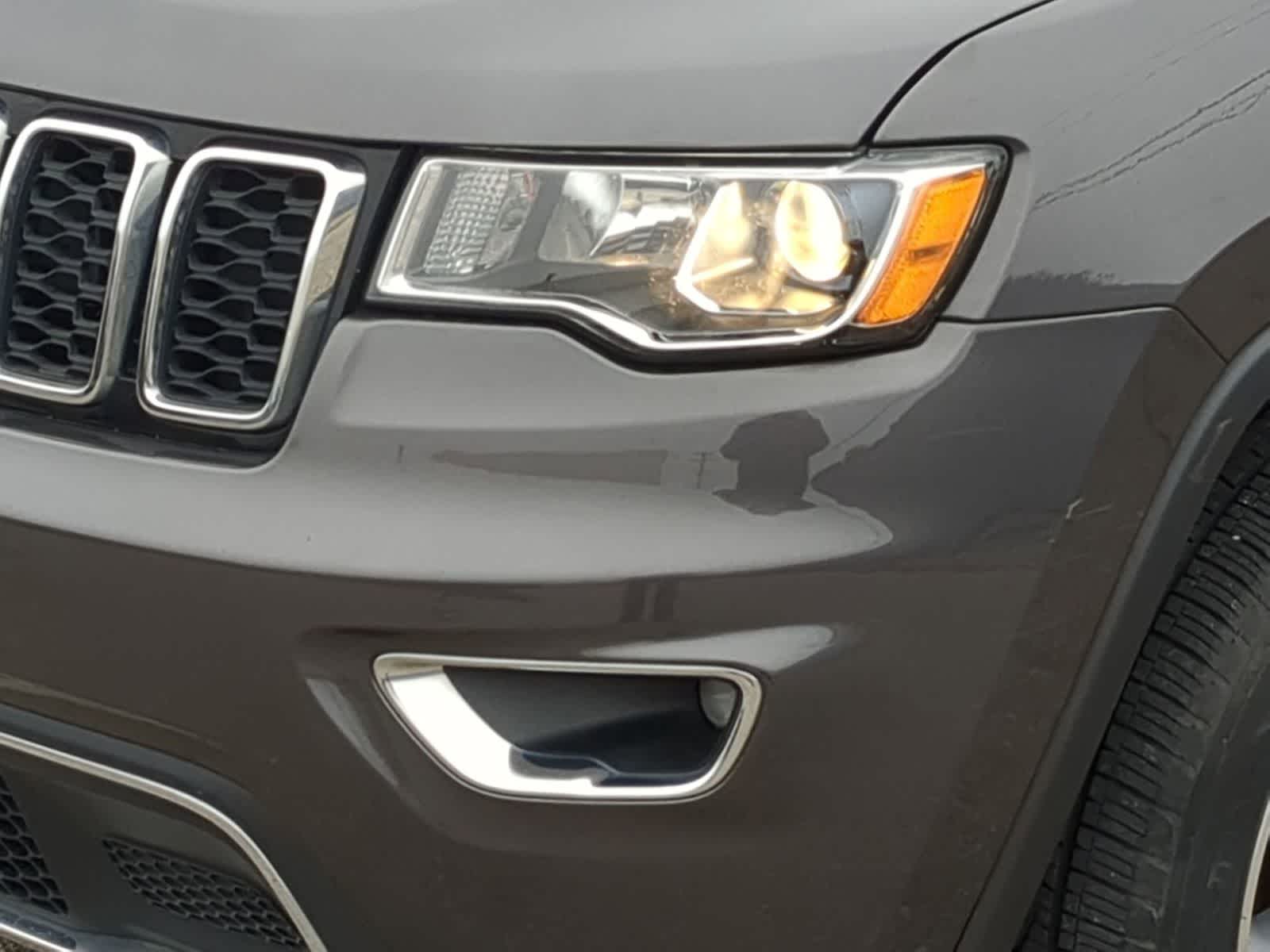 Thumbnail: 2021 Jeep Grand Cherokee - 11