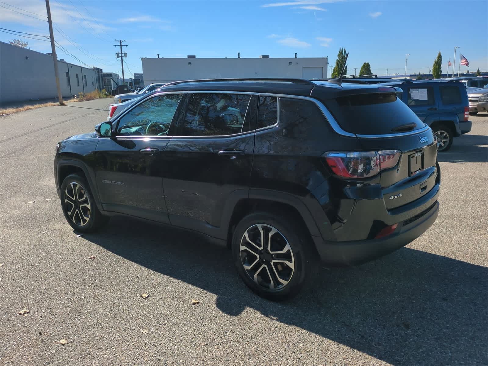 Thumbnail: 2022 Jeep Compass - 4