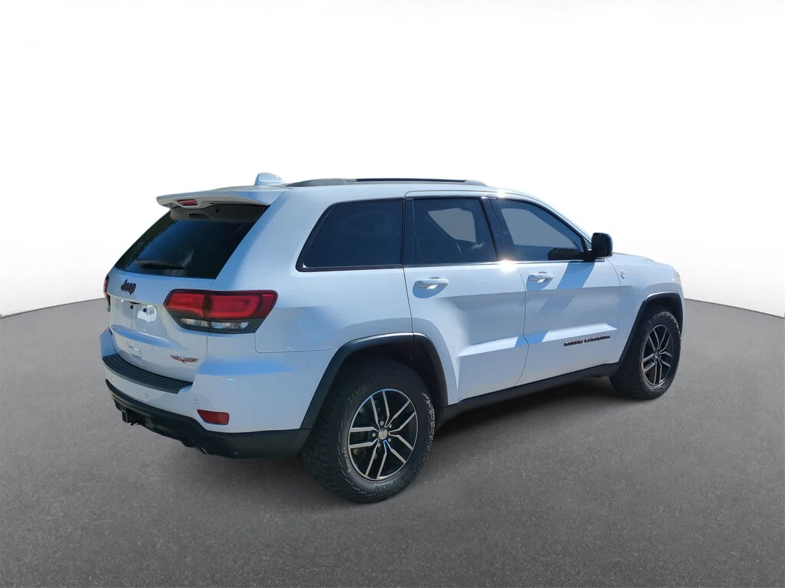 2018 Jeep Grand Cherokee Trailhawk photo 4