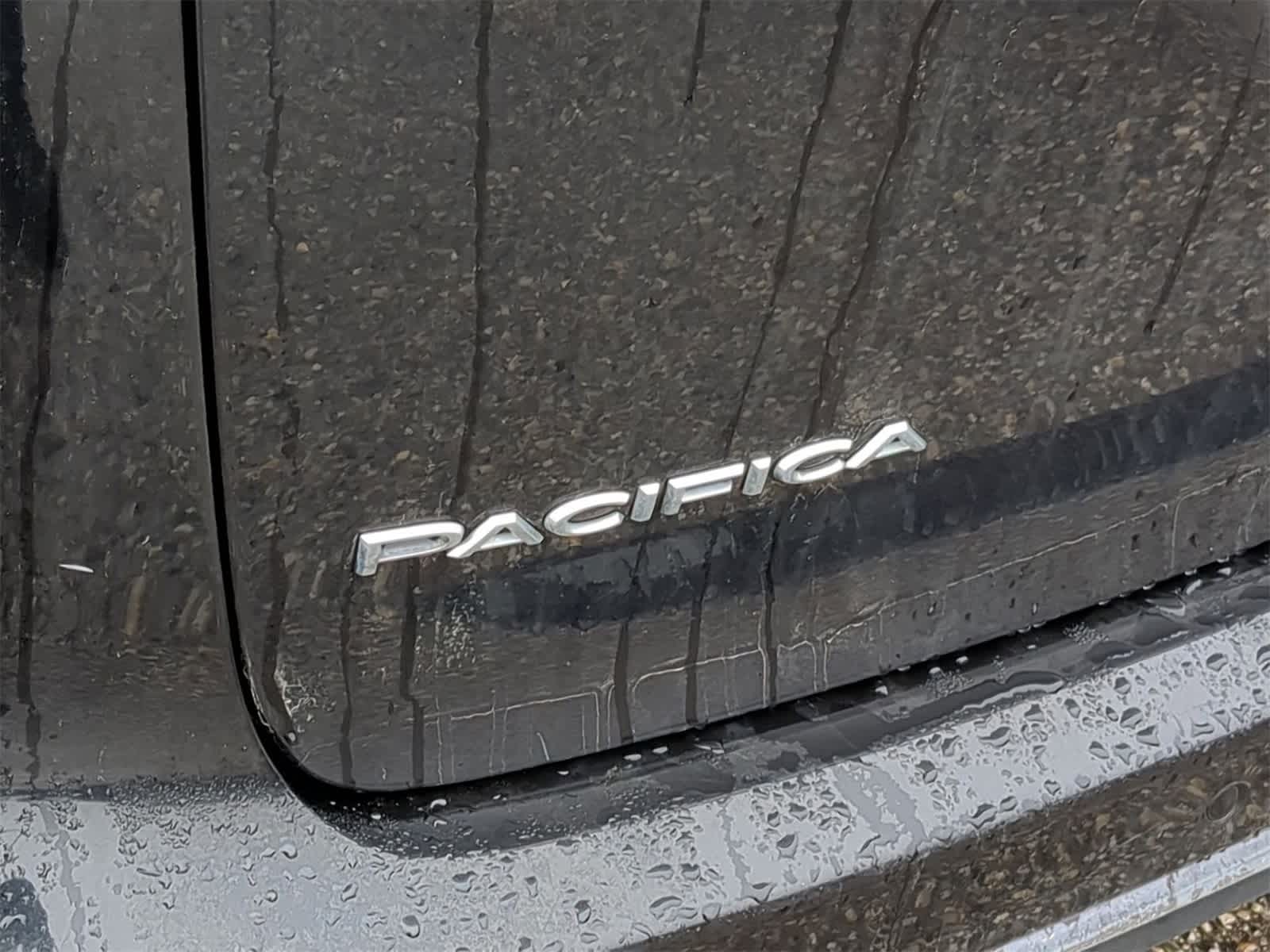 Thumbnail: 2023 Chrysler Pacifica - 13