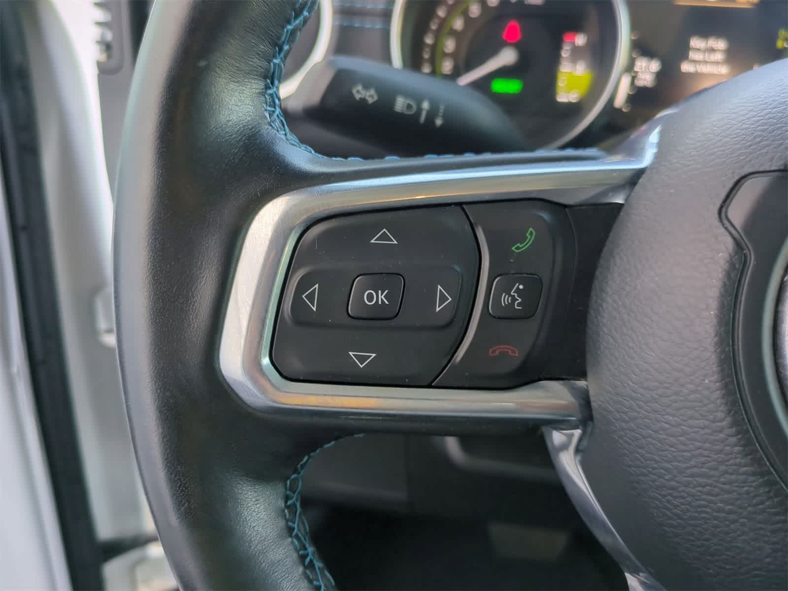 Thumbnail: 2022 Jeep Wrangler - 22