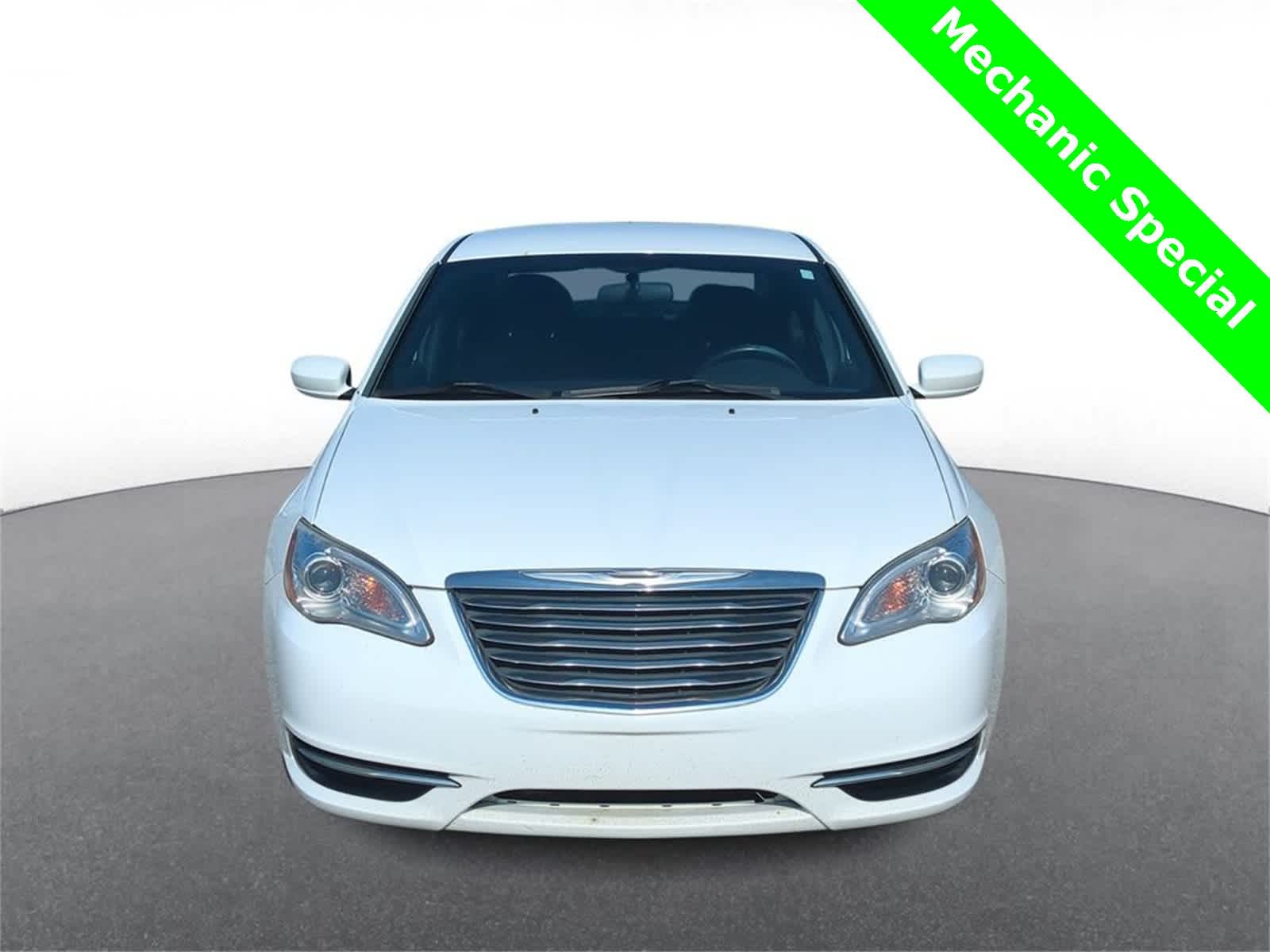 Thumbnail: 2012 Chrysler 200 - 3