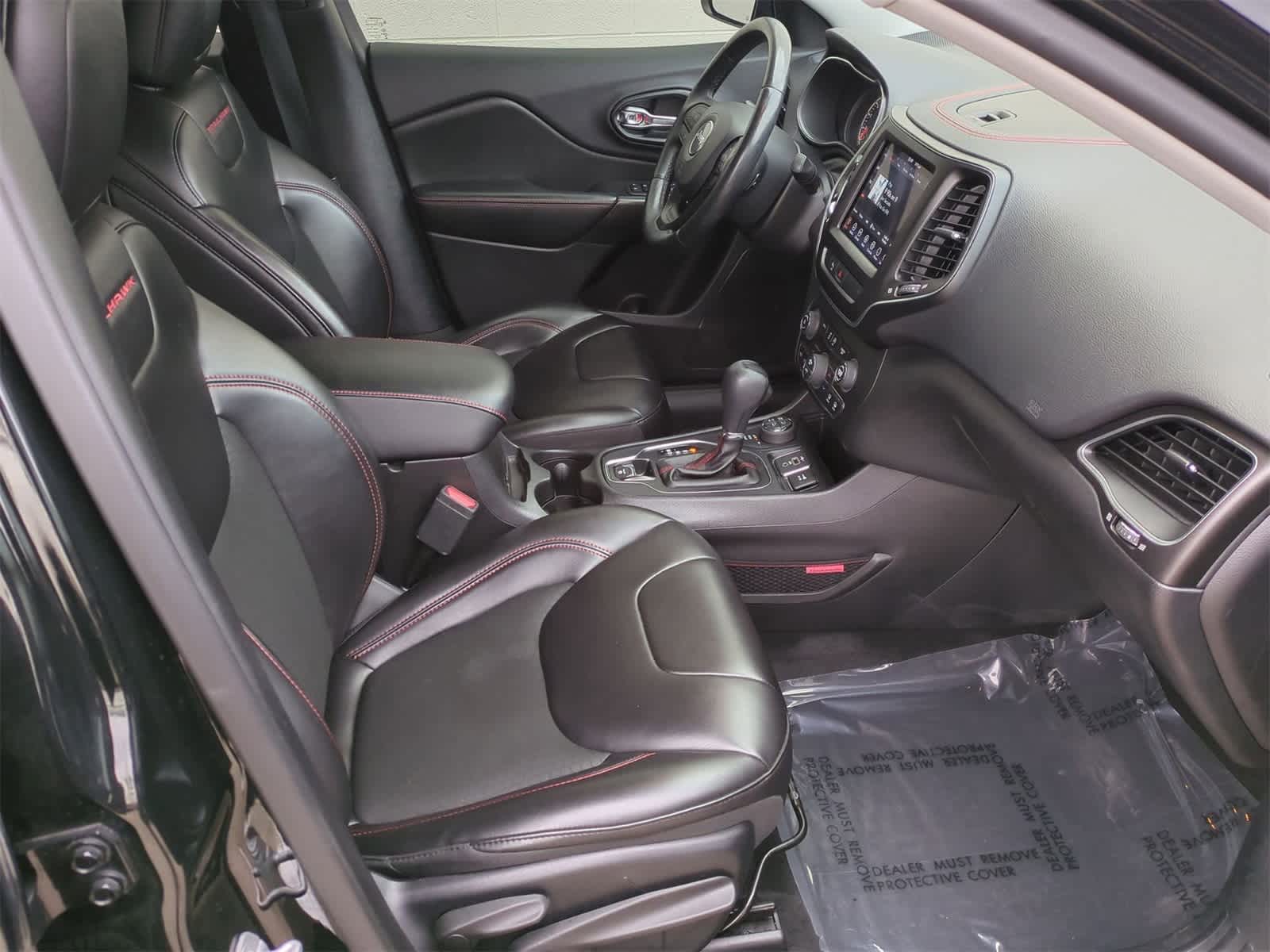 Thumbnail: 2019 Jeep Cherokee - 21