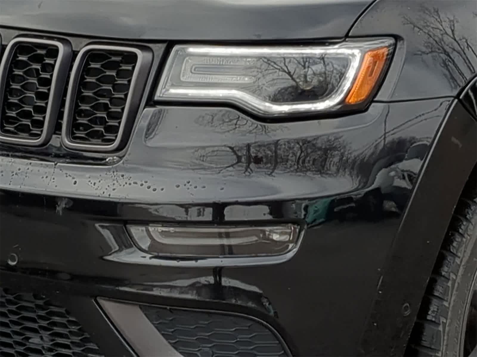 Thumbnail: 2020 Jeep Grand Cherokee - 18