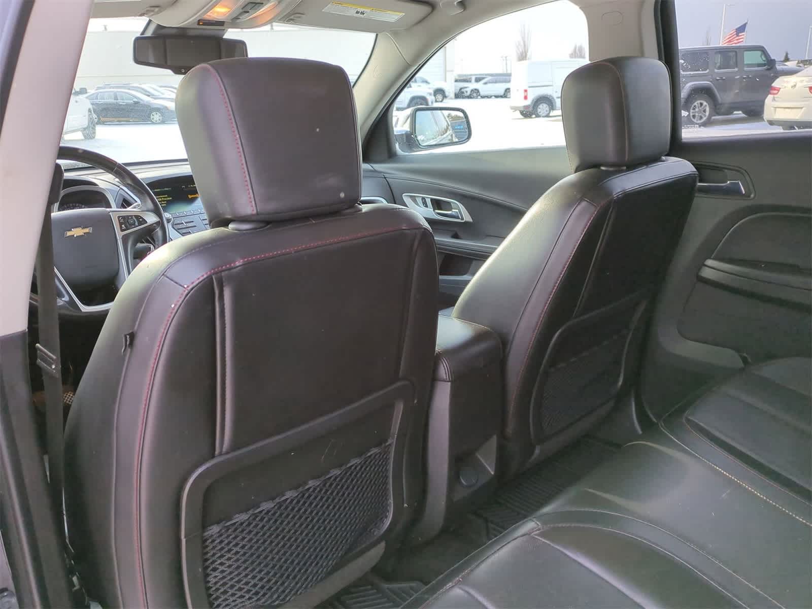 2017 Chevrolet Equinox Premier 16