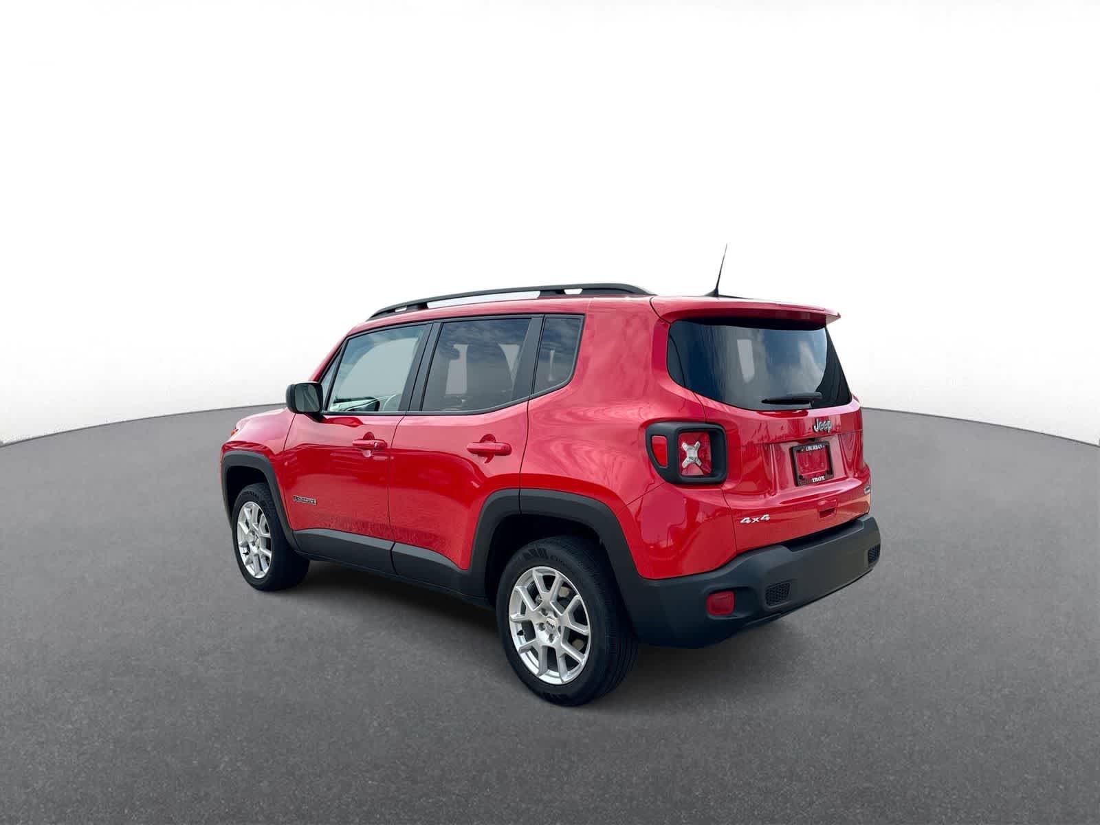 Thumbnail: 2022 Jeep Renegade - 6